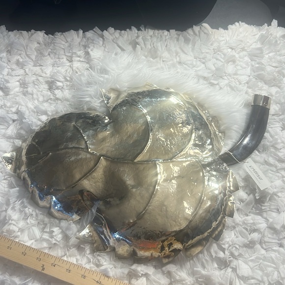 airedelsur Leaf serving Tray With Horn Signed 20.5” W X 13.5”H - Picture 7 of 12